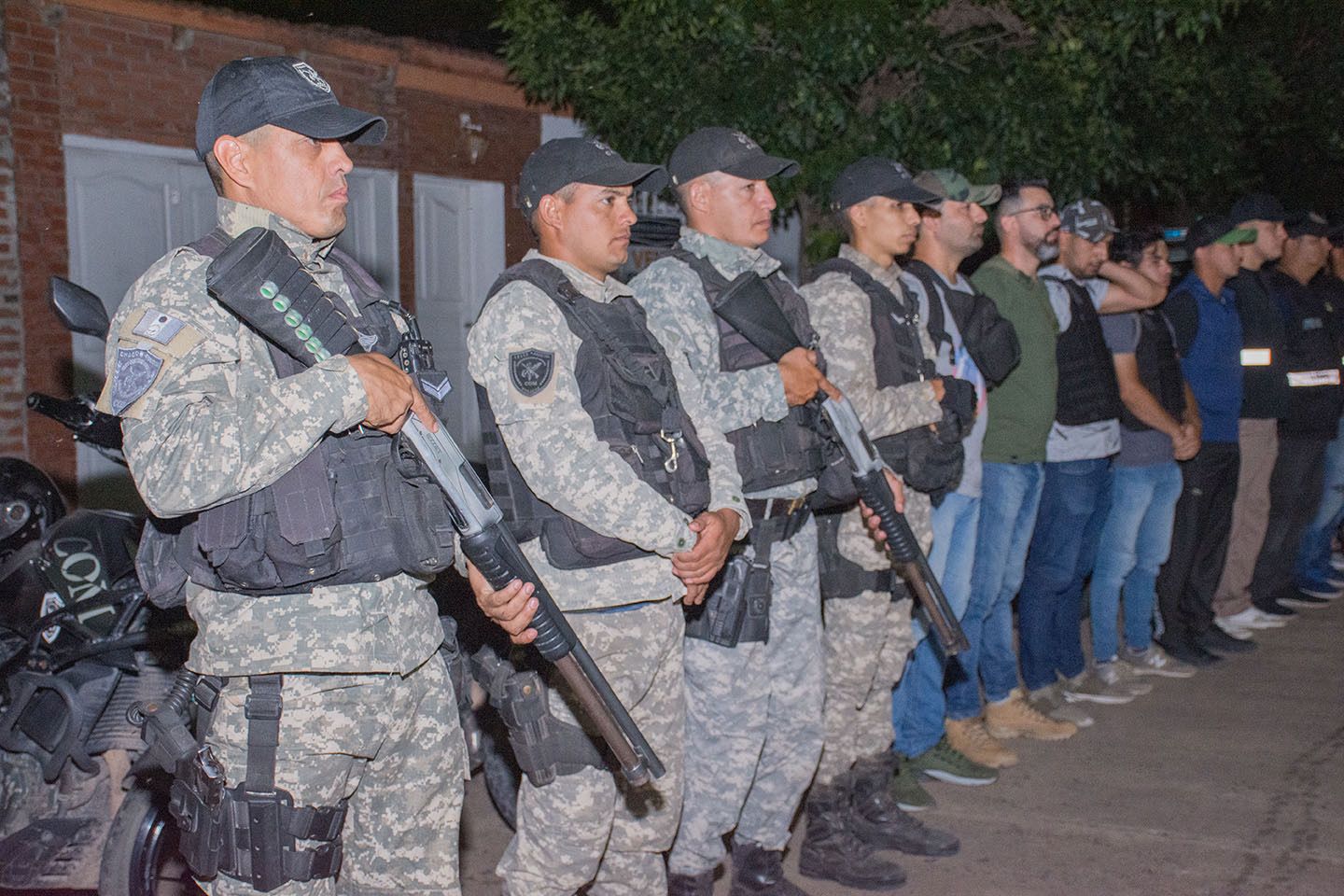 CONTINÚAN LAS TAREAS DE SEGURIDAD Y DE PREVENCIÓN EN LOS BARRIOS DE RESISTENCIA.