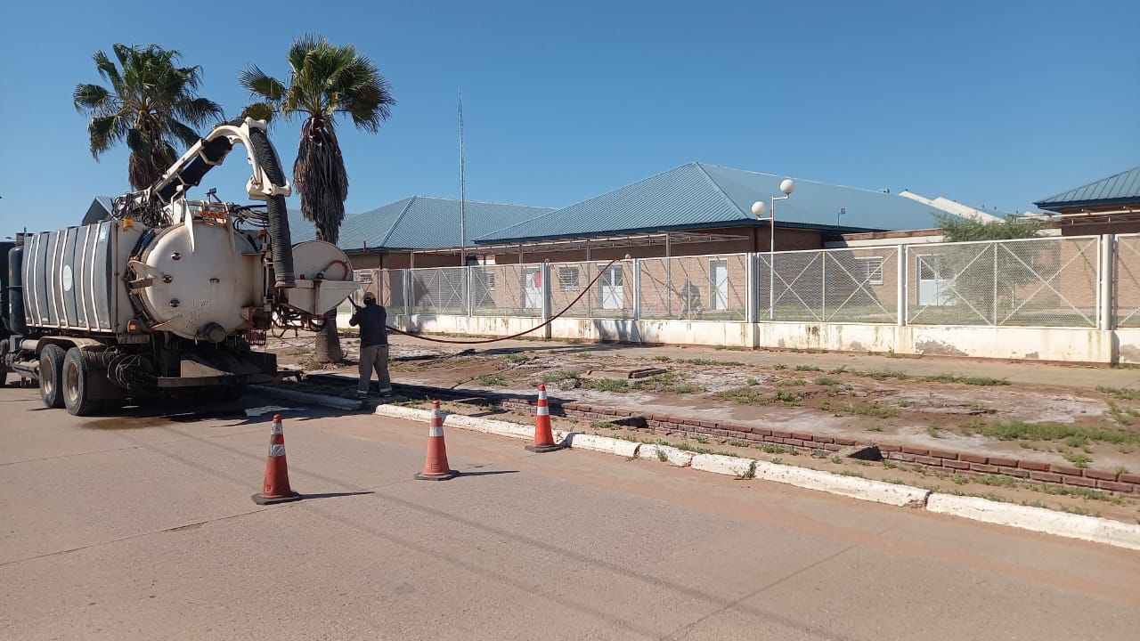 SAMEEP REALIZÓ SANEAMIENTO INTEGRAL EN EL HOSPITAL DE JUAN J. CASTELLI. 