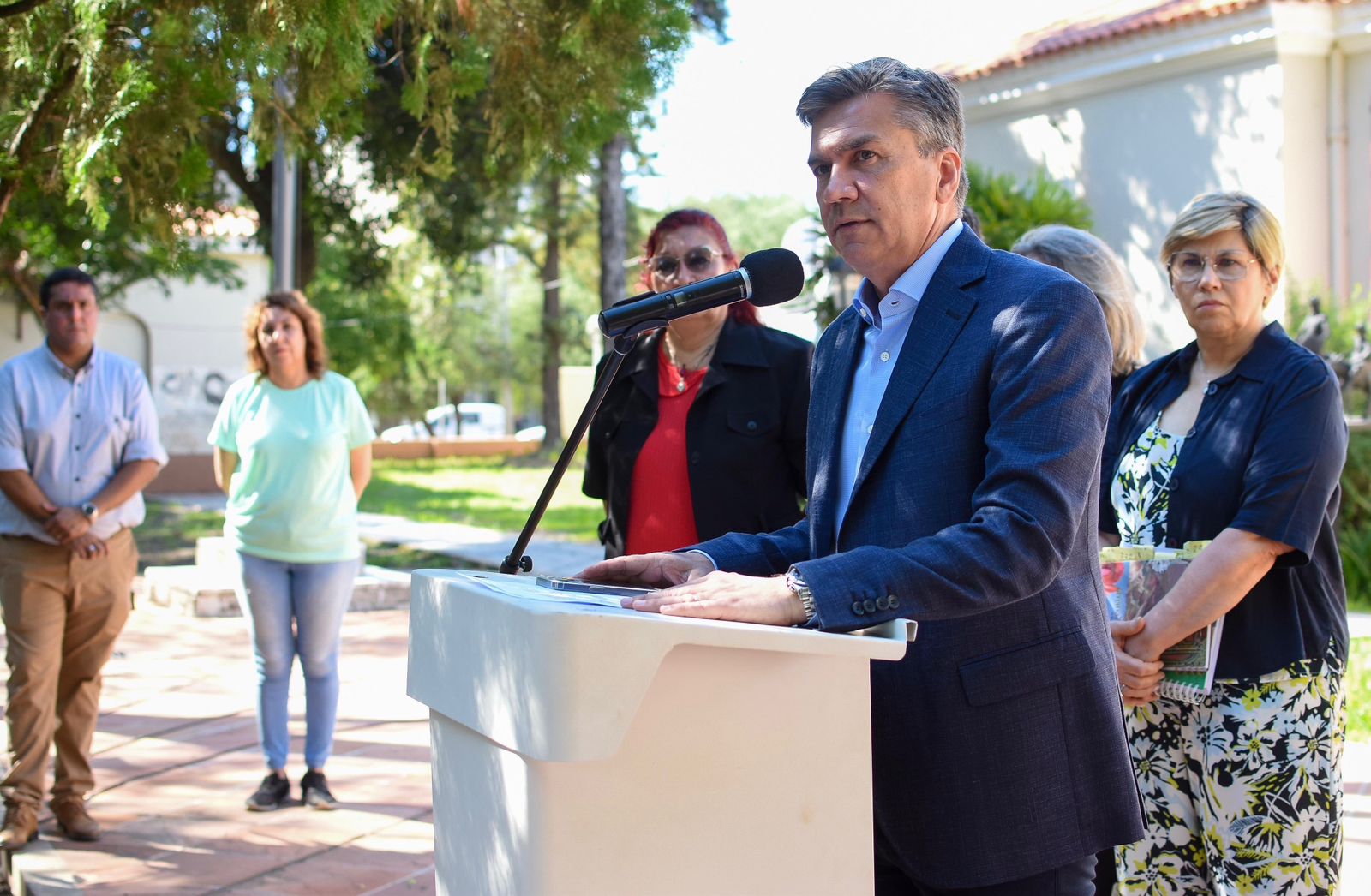 EL GOBERNADOR ANUNCIÓ EL PAGO DE LA CLÁUSULA GATILLO PARA DOCENTES.