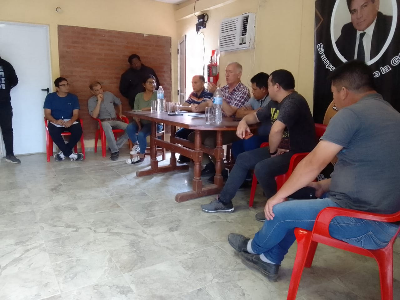 EL SUBSECRETARIO DE DESARROLLO FORESTAL DE LA PROVINCIA JORGE FRANK VISITÓ LA LOCALIDAD DE MISIÓN NUEVA POMPEYA.