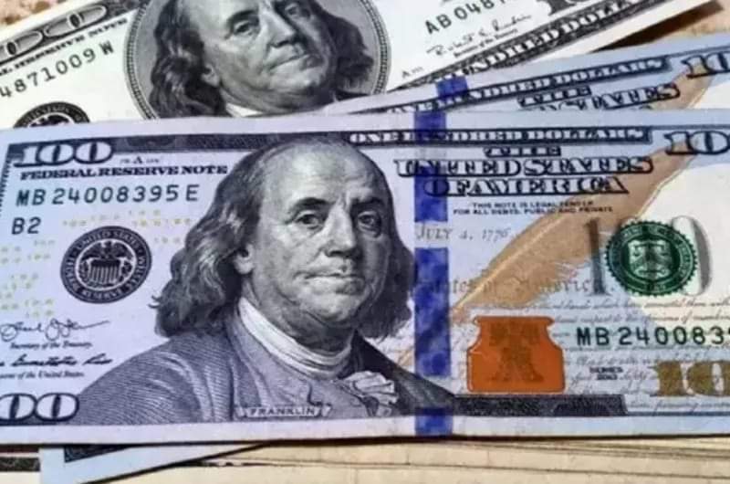 EL DOLAR BLUE SUBE $60 Y SE VENDE A $1240, NUEVO MÁXIMO.