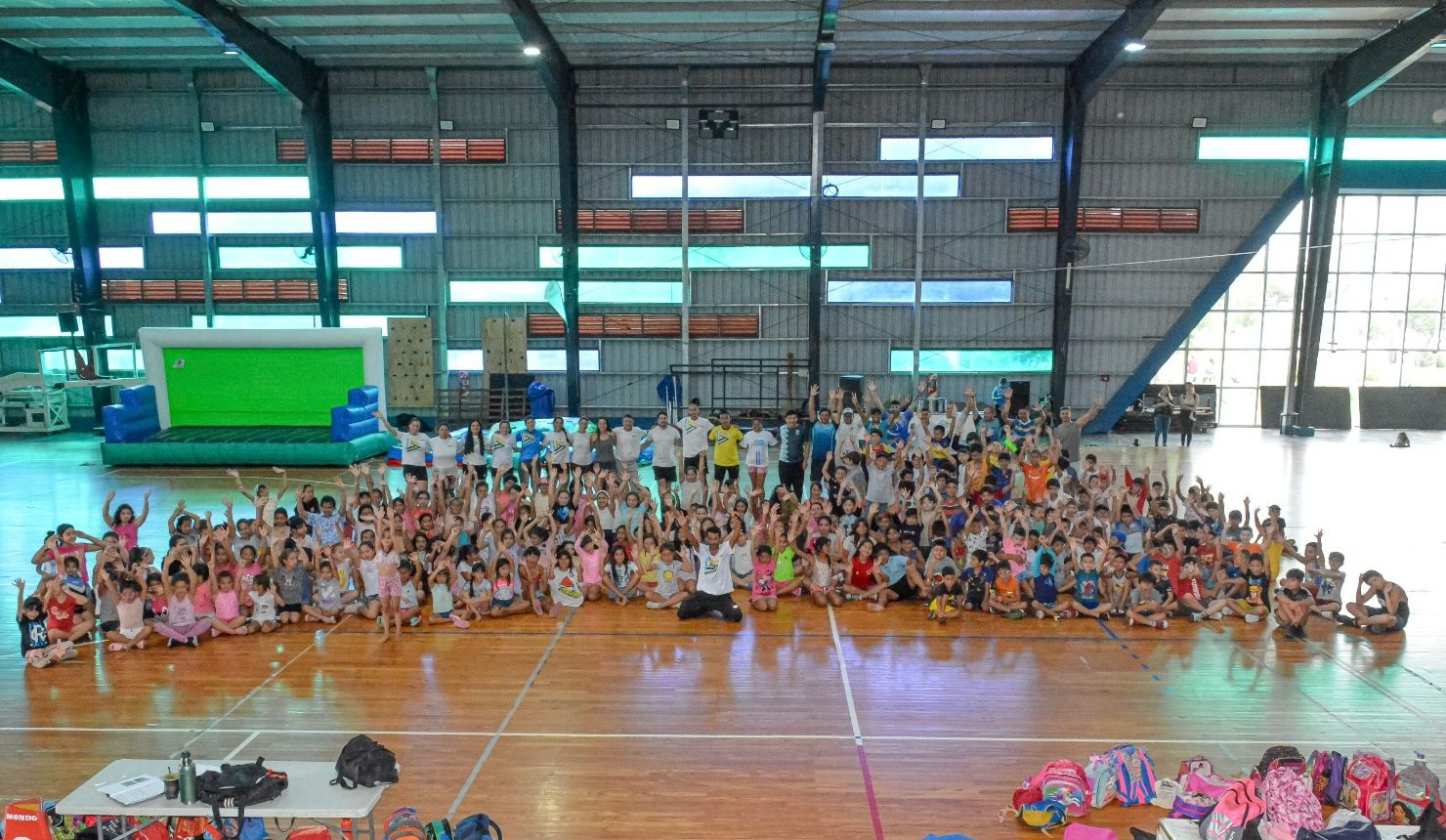 COMENZÓ EL SEGUNDO TURNO DE LA COLONIA DE VACACIONES EN EL POLIDEPORTIVO JAIME ZAPATA.