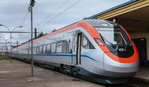 CHILE APUESTA A LOS TRENES: INAUGURÓ LA LINEA FERROVIARIA MAS VELOZ DE SUDAMÉRICA.