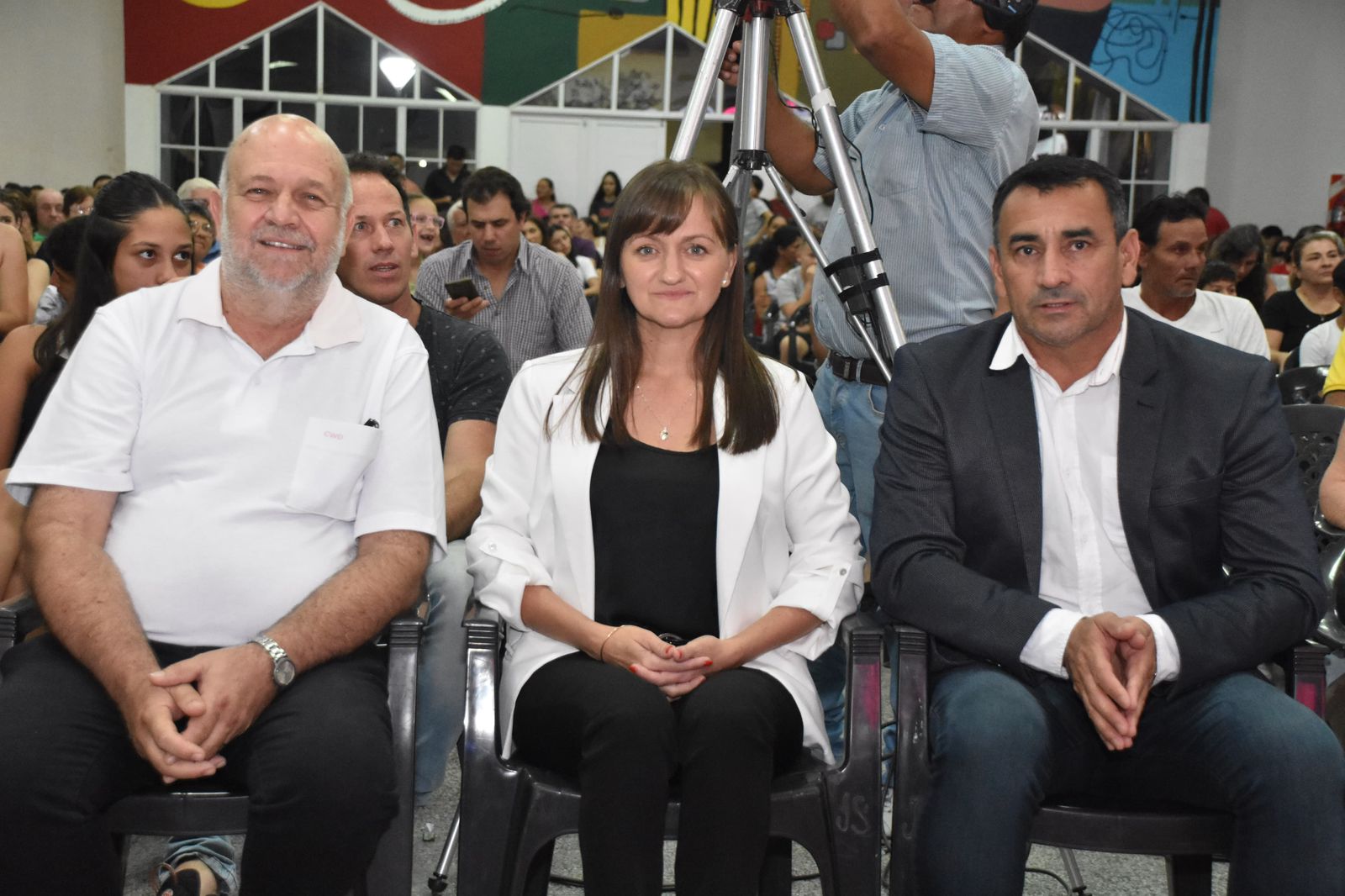 DU GRATY: ANOCHE SE PREMIARON A DEPORTISTAS LOCALES.