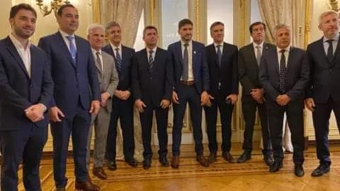 GOBERNADORES DE JXC SE REUNIERON CON DIPUTADOS DIALOGUISTAS PARA SENTAR POSTURA SOBRE LEY ÓMNIBUS.