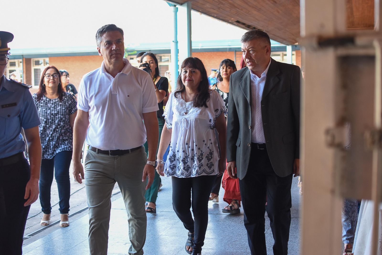 EL GOBIERNO PROVINCIAL INICIÓ LA INSTALACIÓN DE EQUIPOS DEL PROGRAMA VIGÍA PARA GARANTIZAR LA SEGURIDAD EN LAS ESCUELAS.