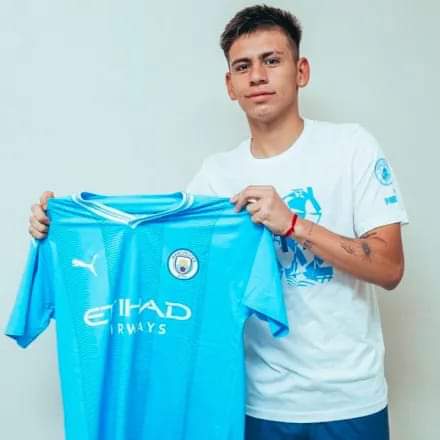 RIVER HIZO OFICIAL LA VENTA DE ECHEVERRI A MÁNCHESTER CITY.