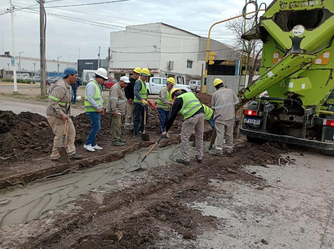 EN UN AÑO DE GESTIÓN: CON SAMEEP SE EJECUTARON 265 BACHEOS, TRAS REPARACIONES DE CONDUCTOS DE AGUA Y CLOACAS.