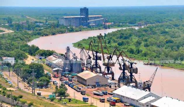 CHACO RETOMA LAS EXPORTACIONES DE CARBÓN VEGETAL DESDE BARRANQUERAS, TRAS AÑOS DE RESTRICCIONES.