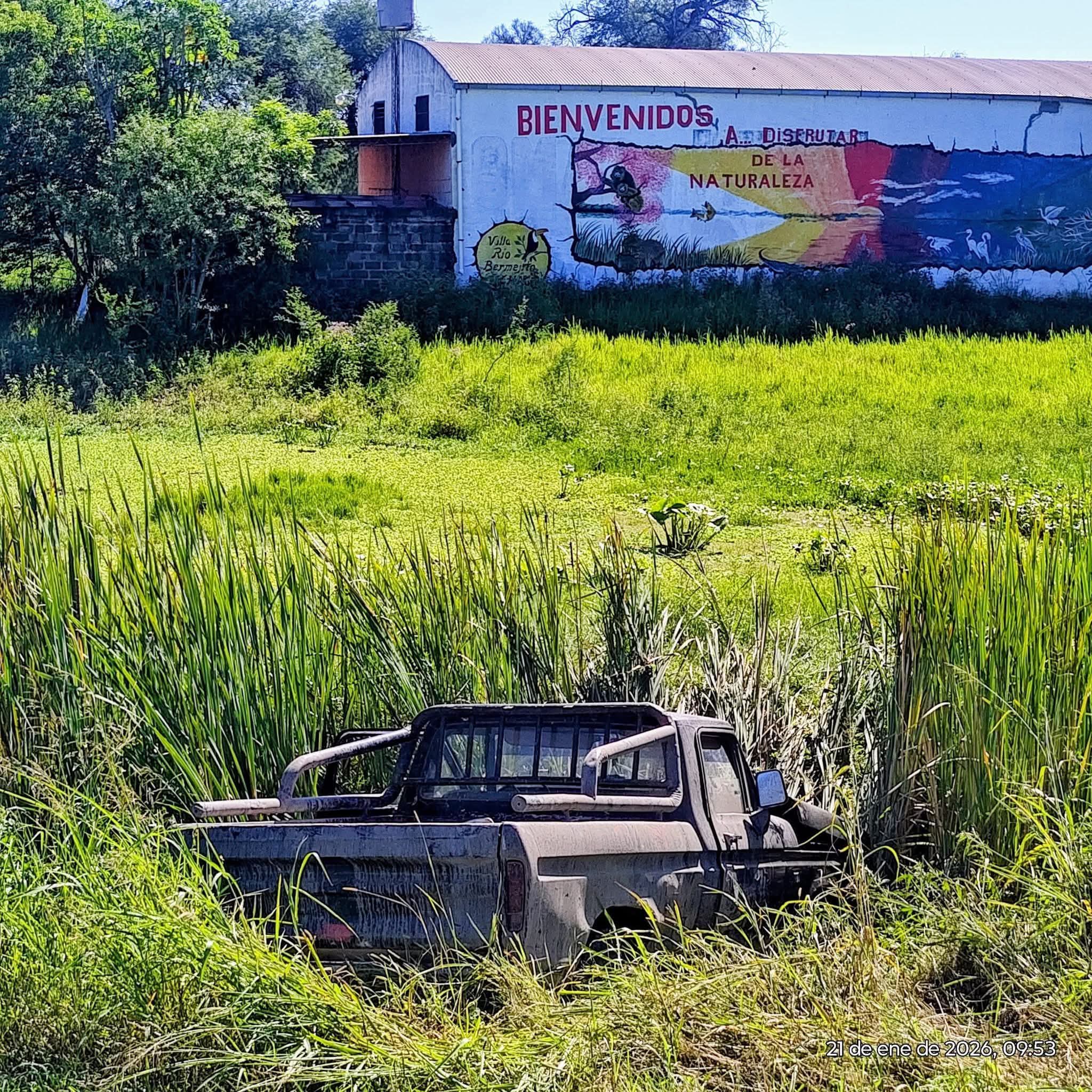 BERMEJITO: ACCIDENTE DE TRÁNSITO SIN LESIONADOS EN EL INGRESO A LA VILLA  