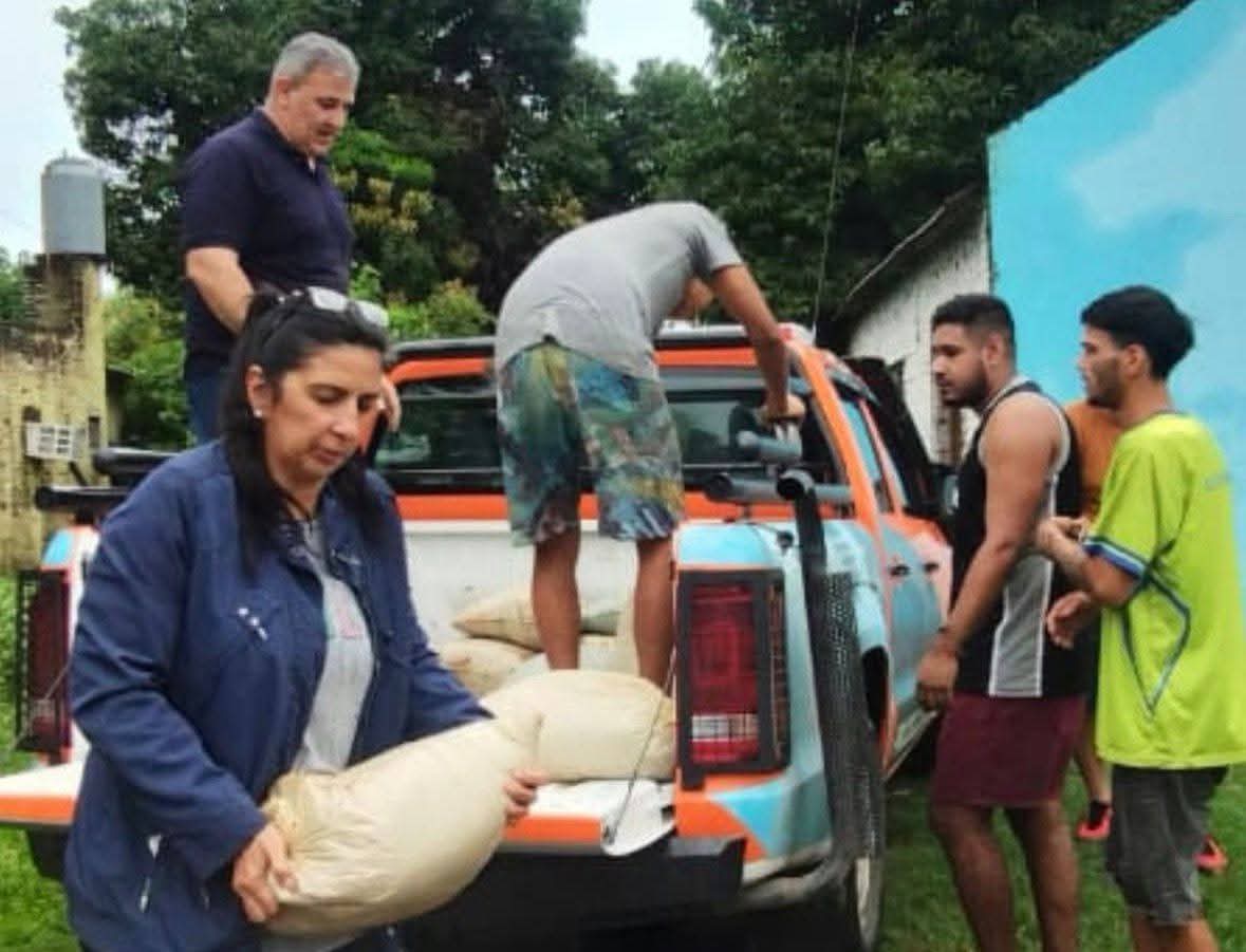 EN BARRANQUERAS: OPERATIVO INTEGRAL Y DE ASISTENCIA A LAS FAMILIAS.