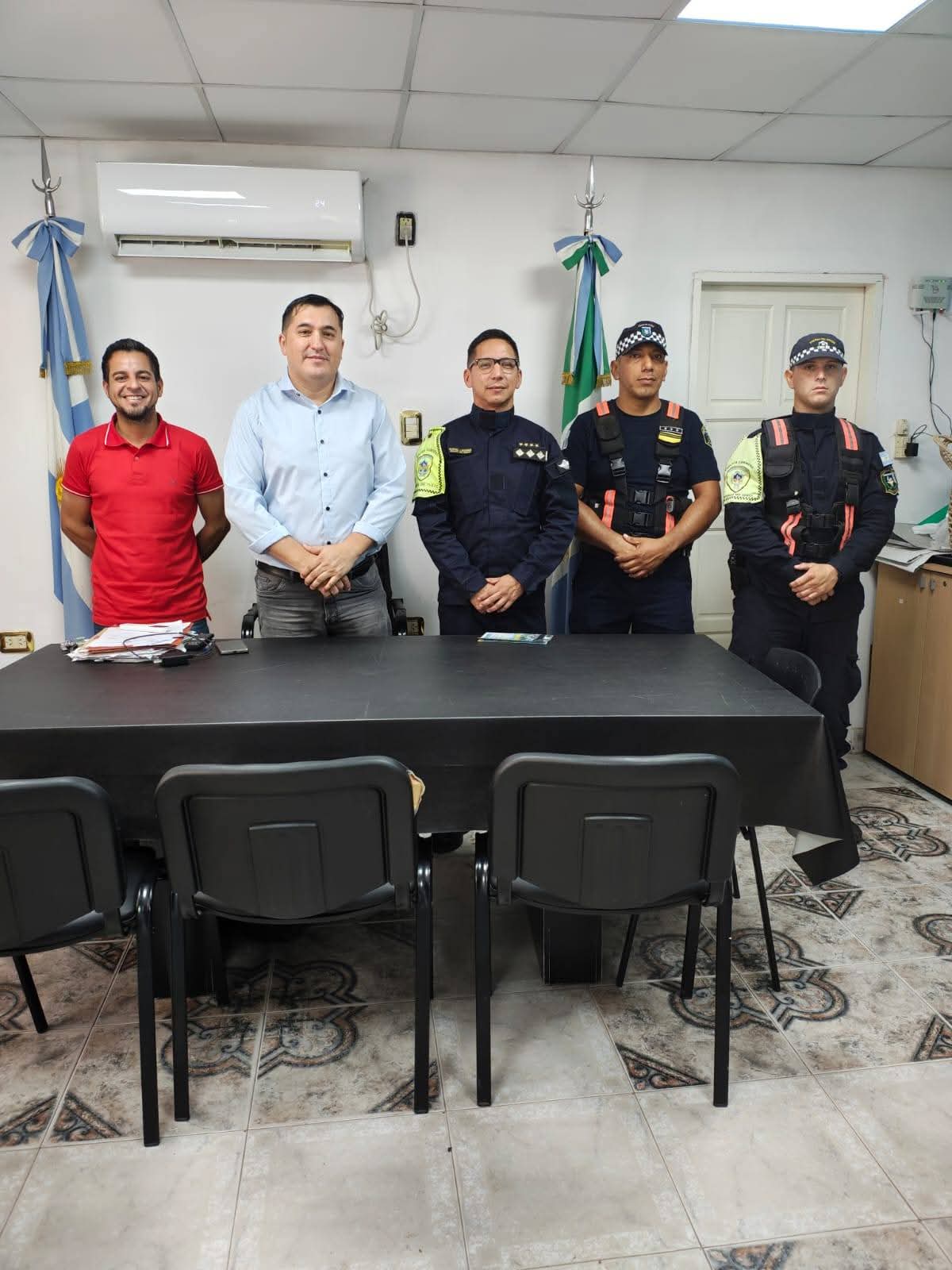 REUNI&Oacute;N CON EL COMISARIO PRINCIPAL DE LA POLIC&Iacute;A CAMINERA.