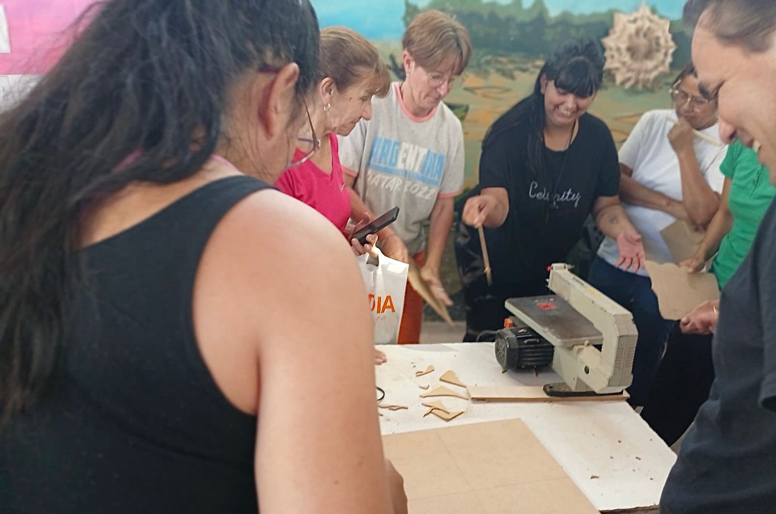 VERANO 2026: TALLERES DE OFICIOS EN LOS CENTROS COMUNITARIOS DE RESISTENCIA.