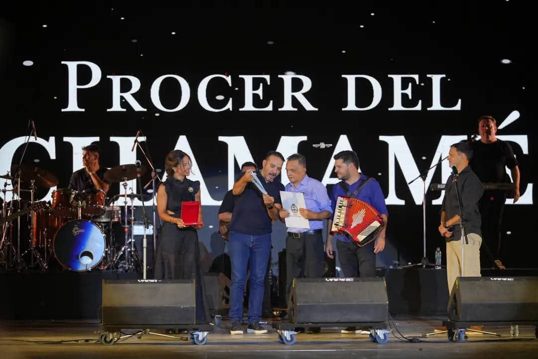 MARIO BOFILL ES EL PRIMER PR&Oacute;CER DEL CHAMAM&Eacute; POR SU TRAYECTORIA Y APORTE A LA POES&Iacute;A CHAMAMECERA ?&ordf;&mdash;?