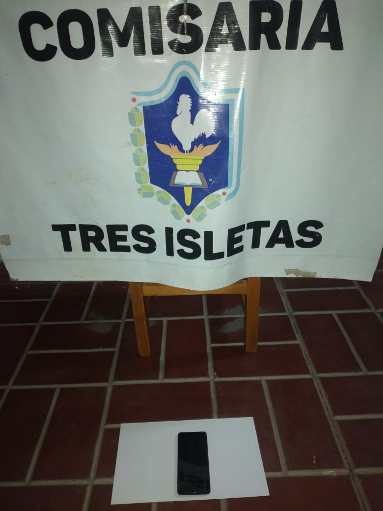 SECUESTRARON UN CELULAR Y LO REGRESARON CON SU DUEÑA.