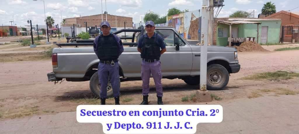 SE SECUESTRÓ LA CAMIONETA F100 GRIS Y ORDENAN LA DETENCIÓN DEL CHÓFER DEL VEHÍCULO QUE CHOCÓ UNA MOTOCICLETA SOBRE RUTA N° 9”. 