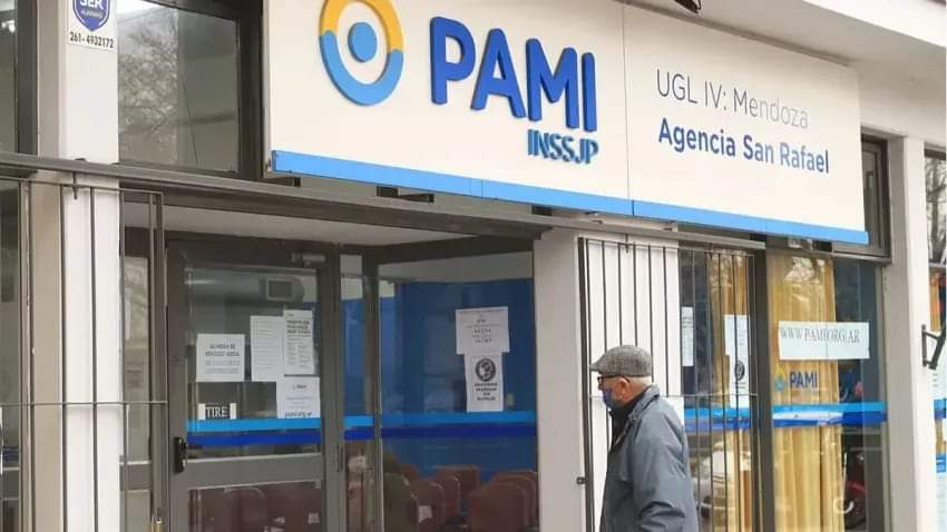 EL PAMI ELIMINÓ 30 GERENCIAS Y CARGOS POLÍTICOS 
