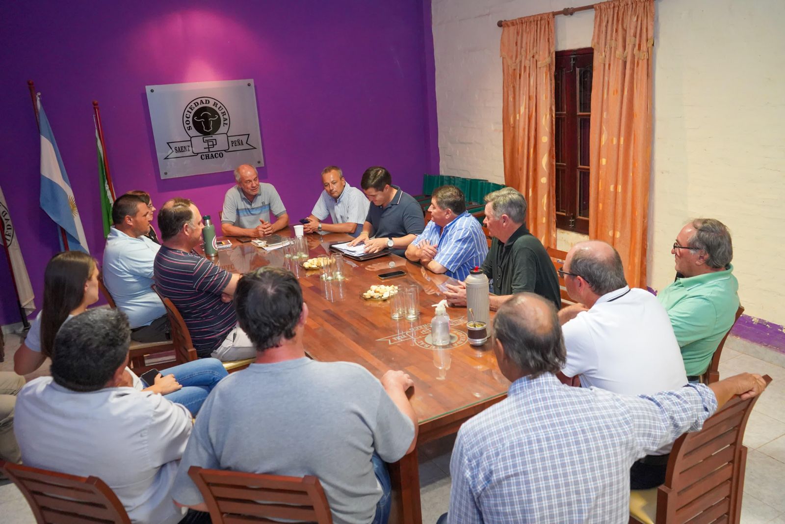 HALAVACS MANTUVO REUNIONES CON LA SOCIEDAD RURAL DE SAENZ PEÑA Y LA FEDERACION AGRARIA.