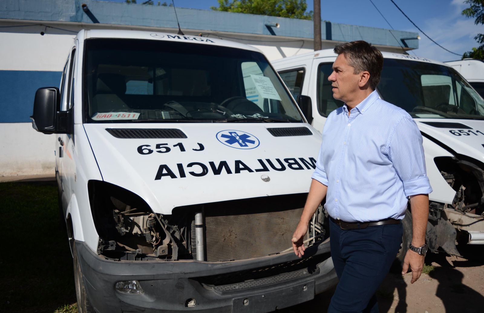 VEHÍCULOS OFICIALES RECUPERADOS: “LO QUE VIMOS ACÁ, ES EL EMBLEMA DE LA CORRUPCIÓN” DIJO EL GOBERNADOR.