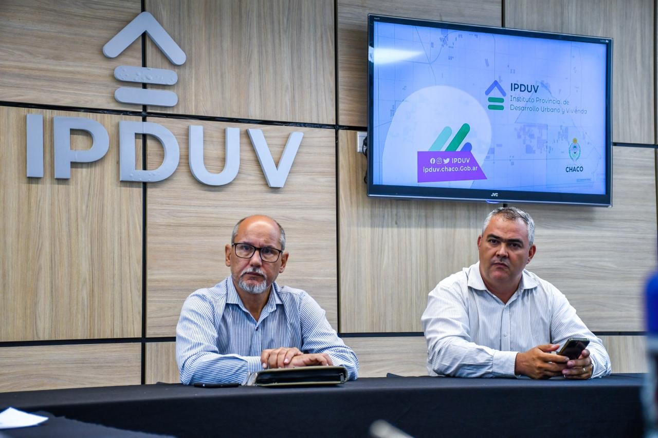 EL IPDUV Y EMPRESAS DEL ESTADO, TRABAJAN EN UN PLAN DE ACCIÓN PARA LA CHACRA 137 Y OTROS BARRIOS.