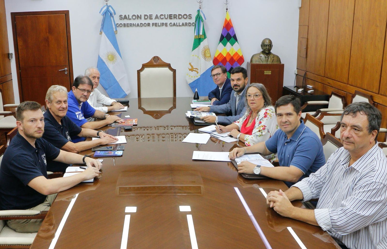 EL GOBIERNO PROVINCIAL RECIBIÓ A EMPRESARIOS BRASILEÑOS.
