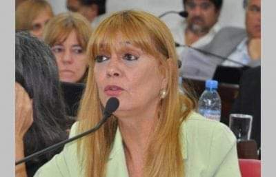 DUMRAUF DESMINTIÓ HABER SUMADO A 40 ASESORES EN INSSSEP Y ACUSÓ AL GREMIO DE UNA CAMPAÑA DE DESPRESTIGIO.
