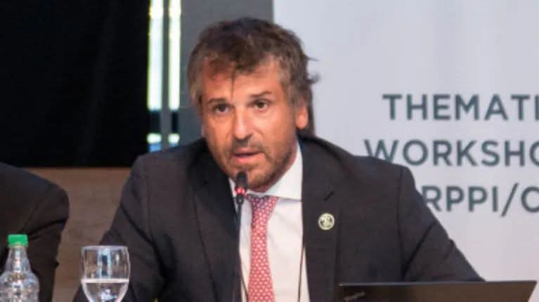 CAMBIOS EN EL INDEC: LUIS CAPUTO DESIGN&Oacute; A PEDRO LINES EN LUGAR DE MARCOS LAVAGNA.