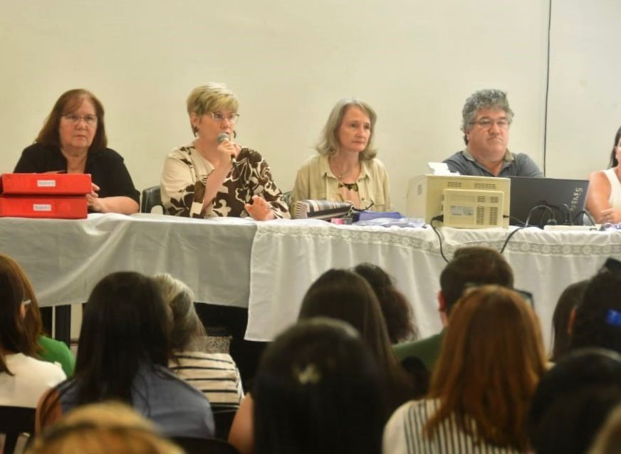 5000 DOCENTES PRIMARIOS PARTICIPAN DE LOS ACTOS DE OFRECIMIENTO DE CARGOS PARA EL CICLO 2026.