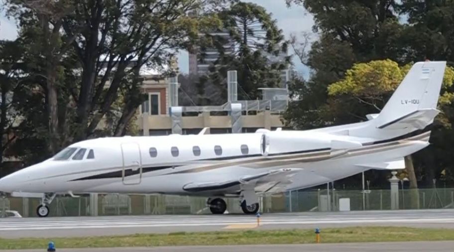 FELIPE INICIA SU TRASLADO PARA COMENZAR SU TRATAMIENTO EN EL HOSPITAL GARRAHAN.