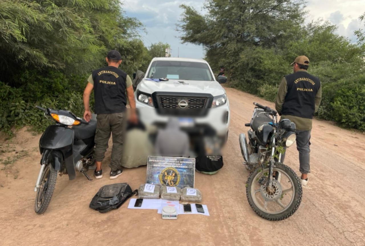 MISI&Oacute;N NUEVA POMPEYA: EFECTIVOS DETUVIERON A TRES HOMBRES Y SECUESTRARON  M&Aacute;S DE DOS KILOS DE MARIHUANA.