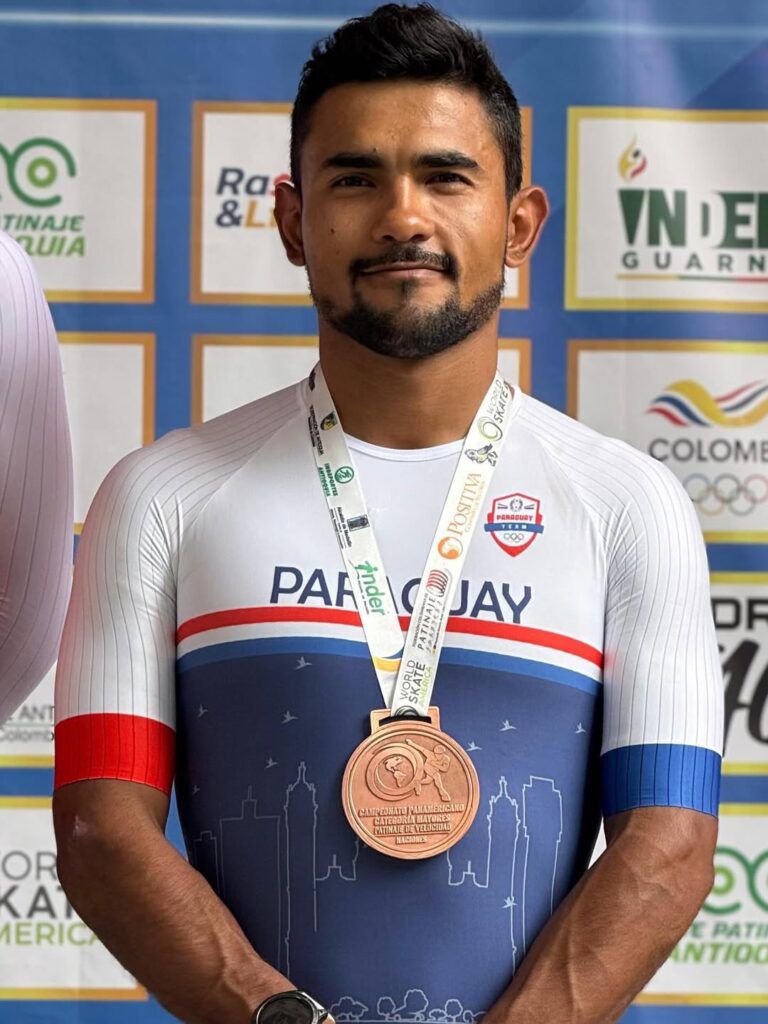 ESTE S&Aacute;BADO: EL CAMPE&Oacute;N MUNDIAL JULIO MIRENA BRINDAR&Aacute; UNA CAPACITACI&Oacute;N EN EL POLIDEPORTIVO JAIME ZAPATA.