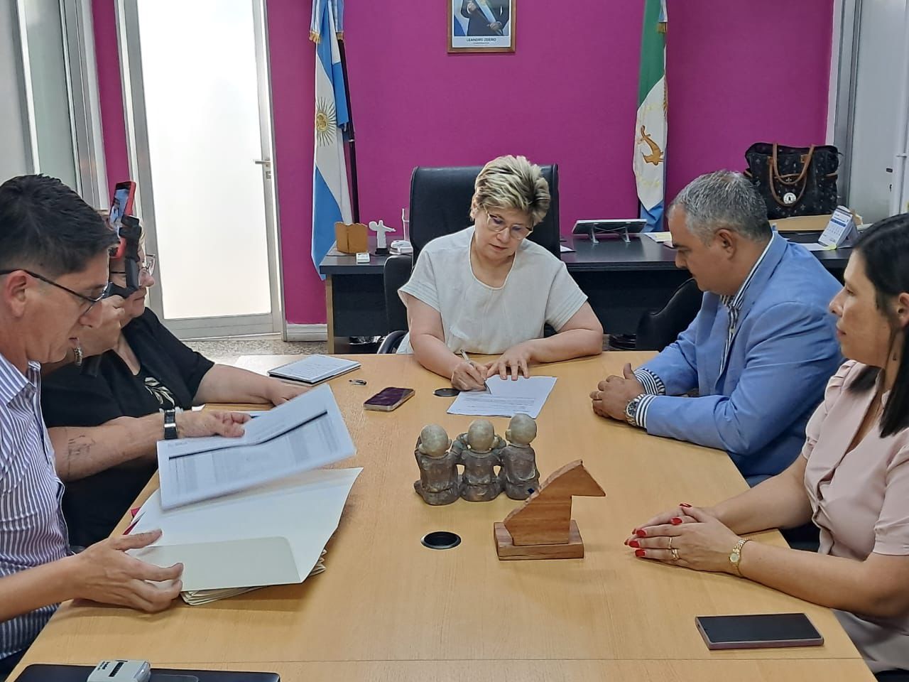 EDUCACI&Oacute;N Y DESARROLLO HUMANO GARANTIZAN EL SERVICIO DE COMEDORES ESCOLARES PARA EL CICLO LECTIVO 2026.