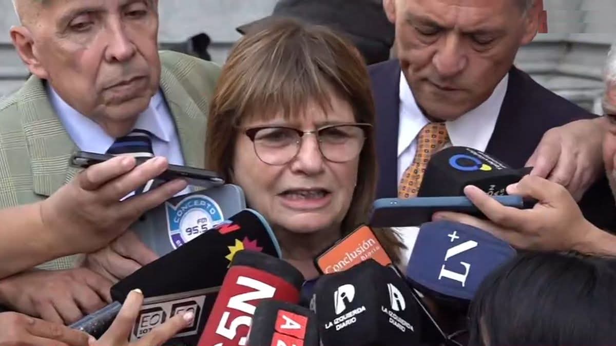 PATRICIA BULLRICH, POR LA AGRESI&Oacute;N AL EQUIPO DE A24: "EL ACCIONAR DEL POLIC&Iacute;A FUE REPROCHARLE".