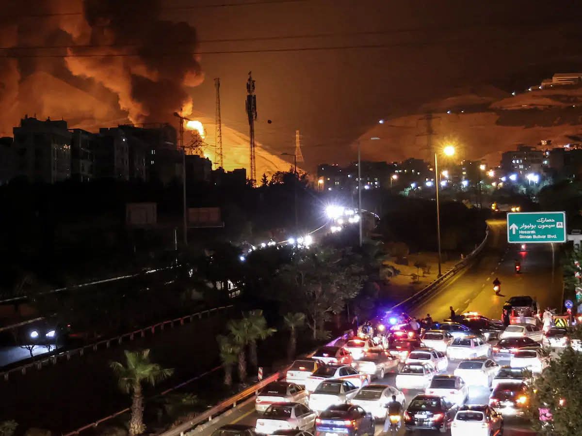 EL CAOS SE APODERA DE TEHER&Aacute;N LA CAPITAL DE IR&Aacute;N.