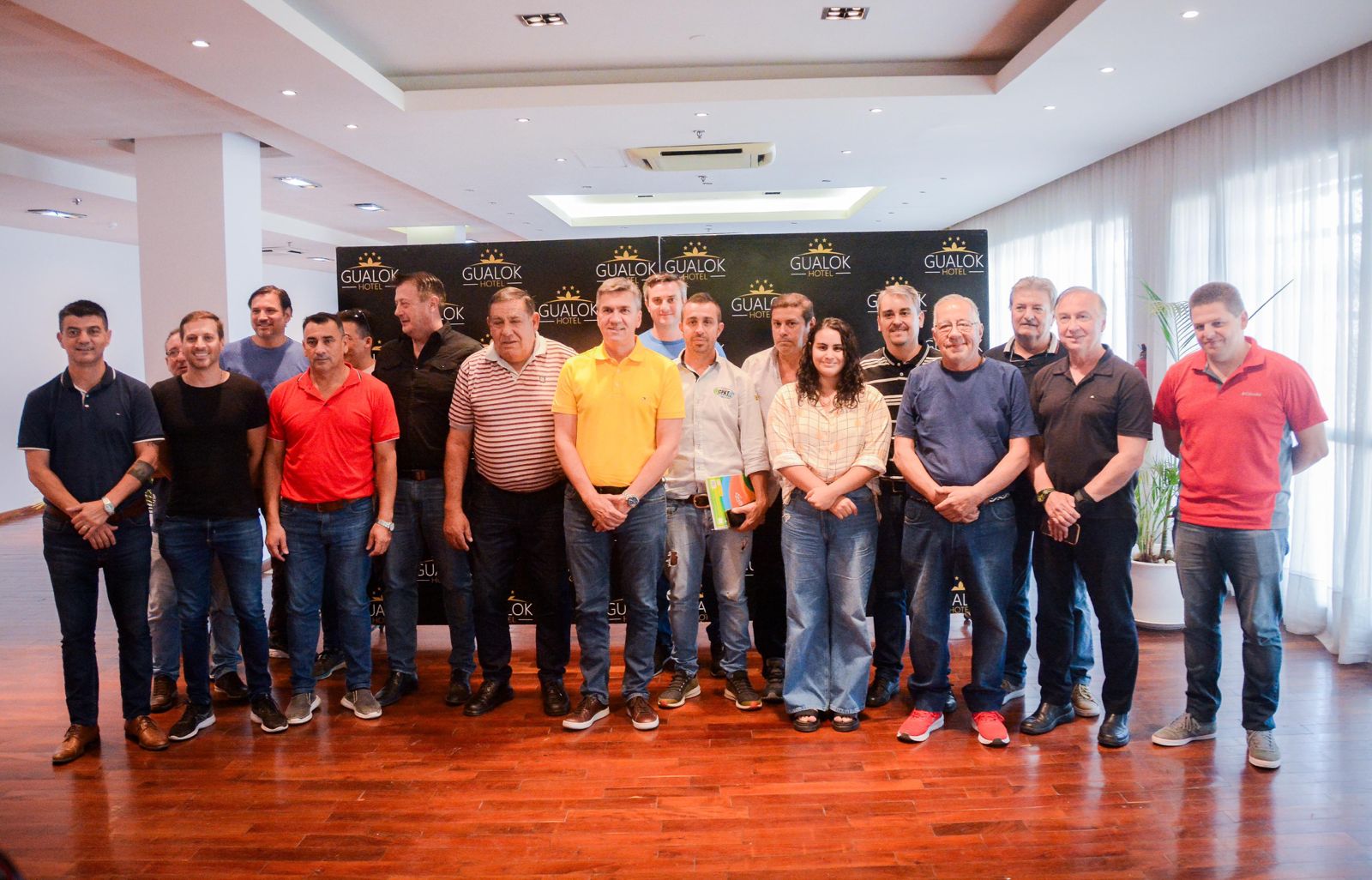 SÁENZ PEÑA: EL GOBERNADOR ANUNCIÓ UN APORTE ECONÓMICO PARA LA FEDERACIÓN DE AUTOMOVILISMO DEPORTIVO Y KARTING.