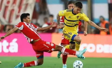 UNIÓN GOLPEÓ EN EL FINAL Y DERROTÓ 1-0 A BOCA EN EL PEOR PARTIDO DE LA ERA MARTÍNEZ.