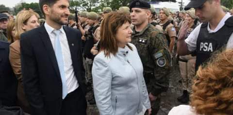 EL GOBIERNO NACIONAL CONFIRMÓ UN COMITÉ DE CRISIS PARA FRENAR LOS ATENTADOS NARCOS EN SANTA FE .