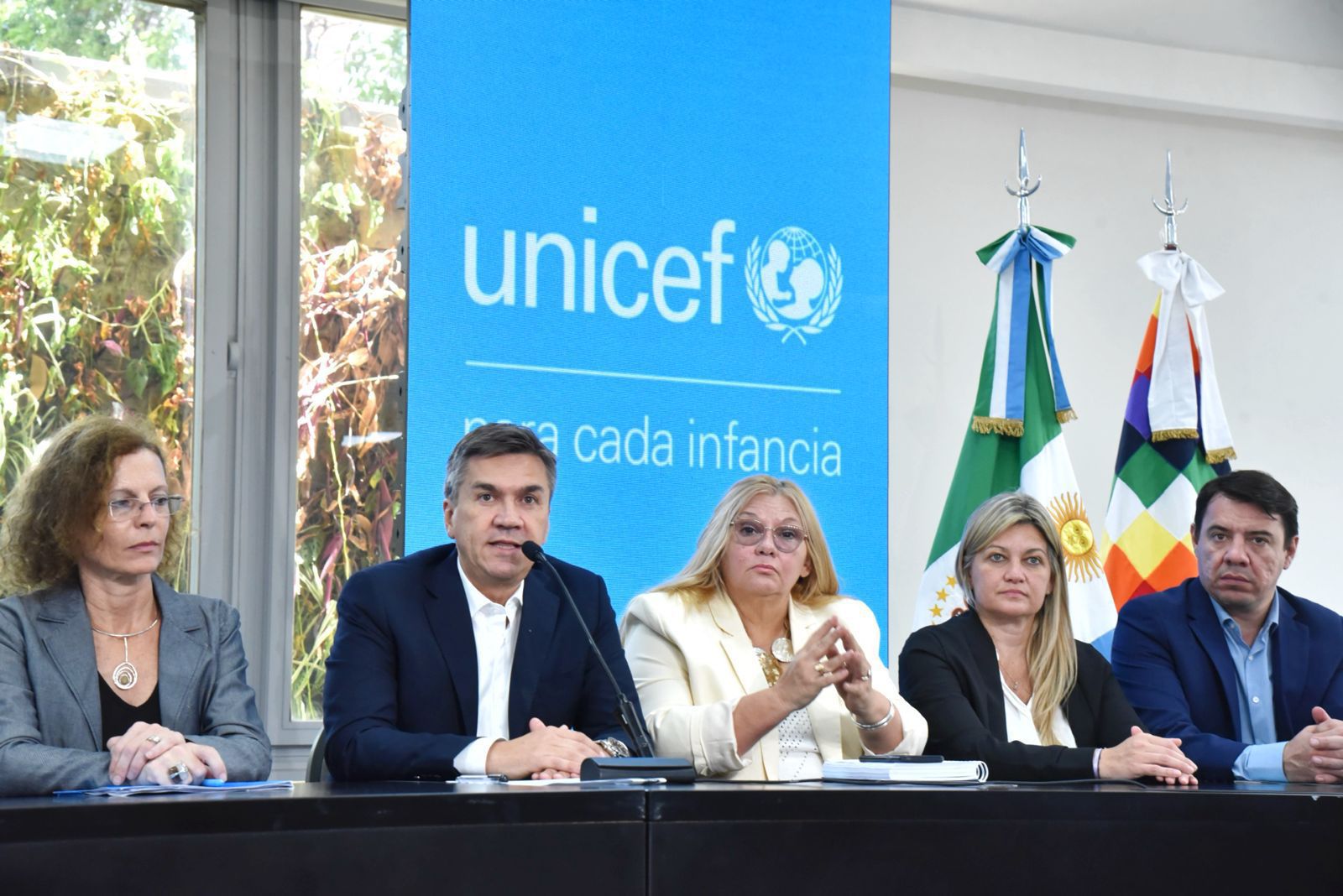 EL GOBERNADOR ZDERO JUNTO A UNICEF DAN INICIO A UN NUEVO PROGRAMA: MUNA.