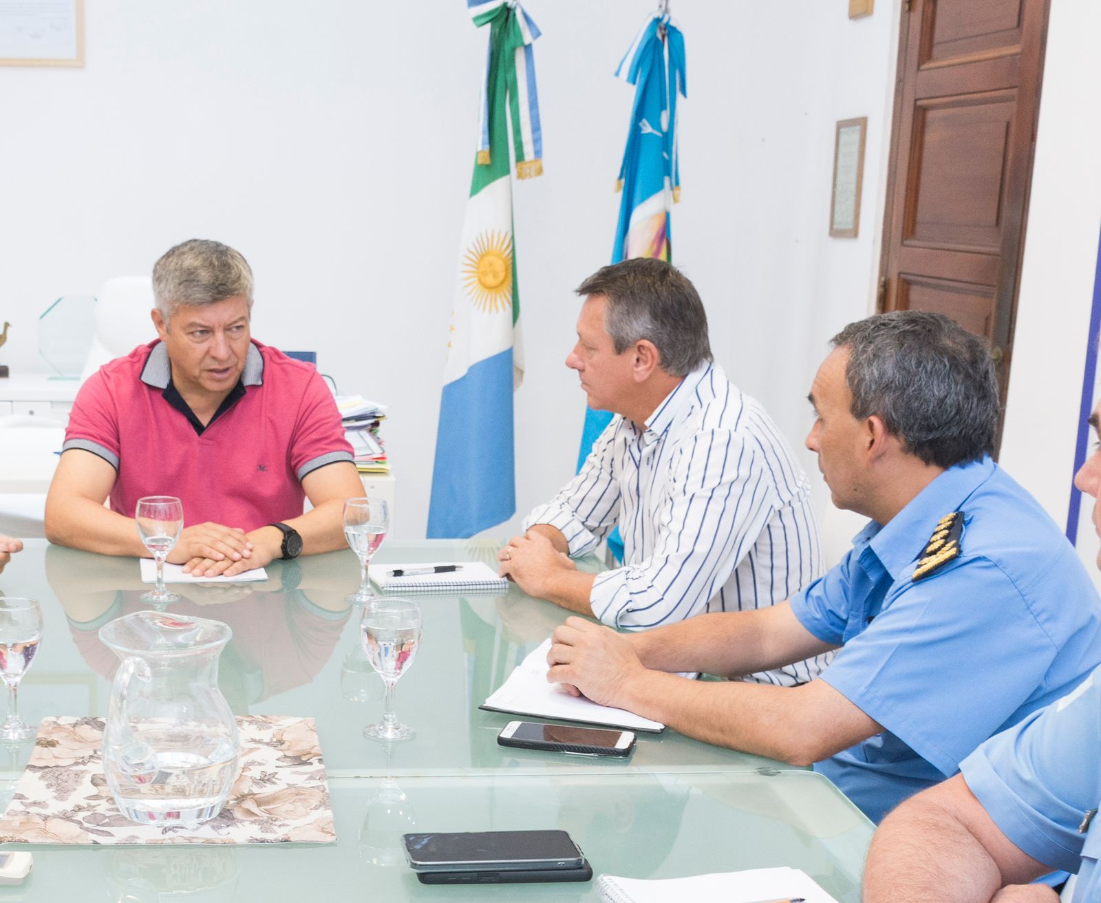 CHARATA: EL MINISTRO DE SEGURIDAD ESTUVO EN EL EDIFICIO DEL FUTURO CENTRO DE VIDEO VIGILANCIA.
