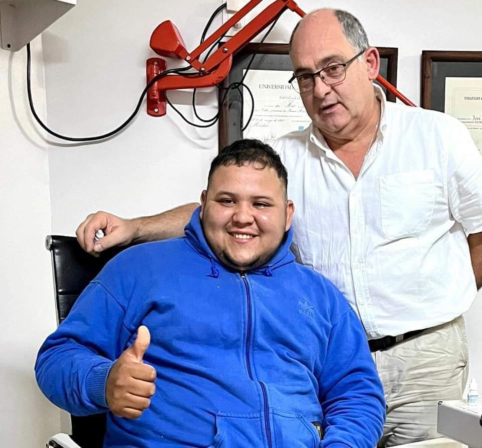 MIRAFLORES: ISAÍAS FUE OPERADO DE SU VISTA Y EXPRESÓ SU EMOCIÓN 