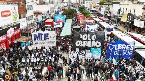 NACI&Oacute;N ELIMINAR&Aacute; 900 MIL PLANES SOCIALES Y LOS SUSTITUIR&Aacute; POR VOUCHERS DE CAPACITACI&Oacute;N.