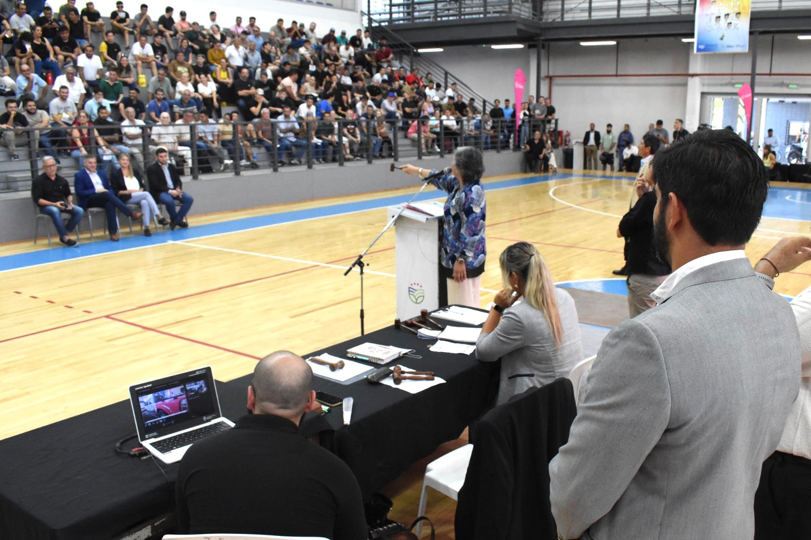 SUBASTA R&Eacute;CORD: EL ESTADO RECAUD&Oacute; M&Aacute;S DE 411 MILLONES Y LOS FONDOS VUELVEN A LA GENTE.