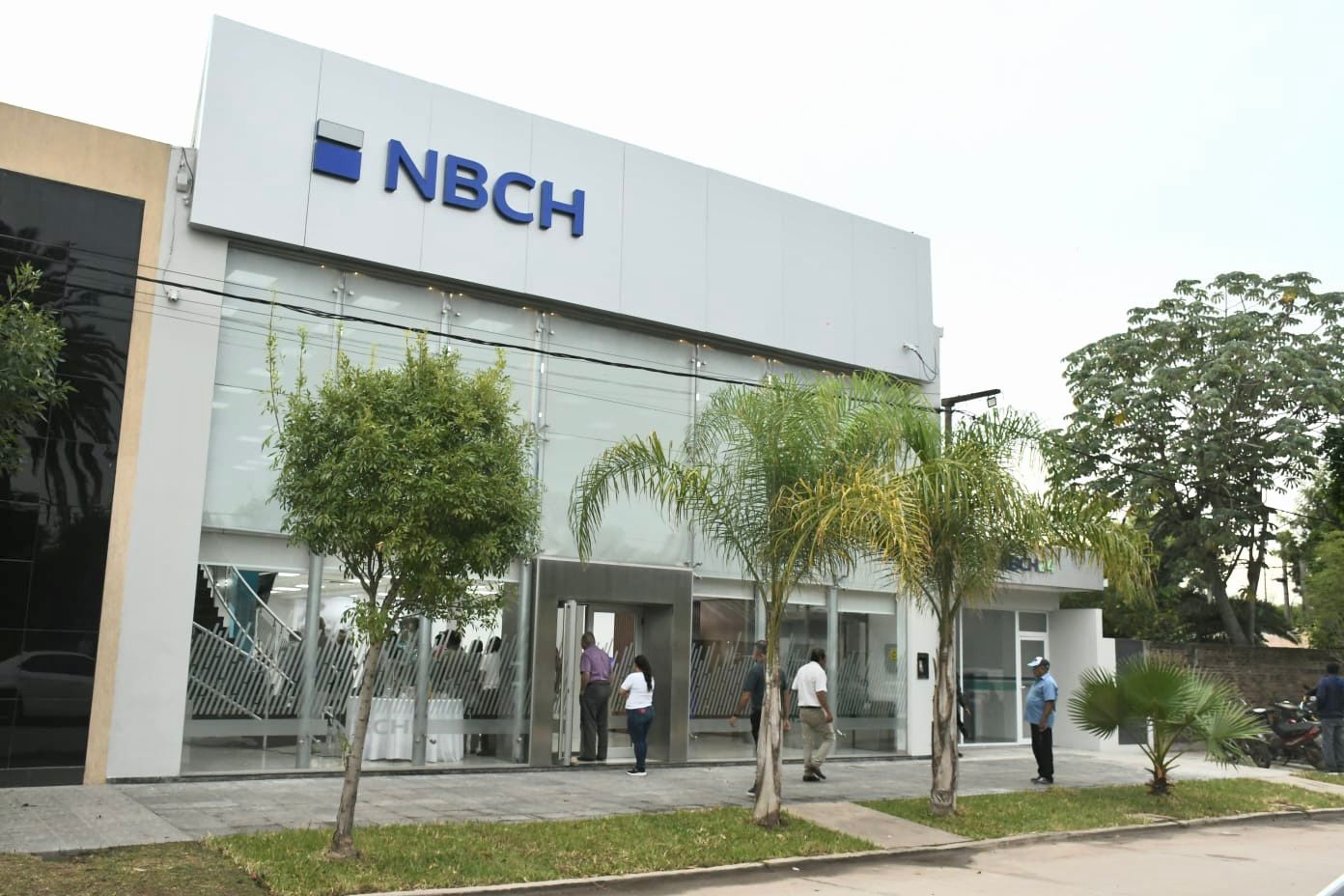 LAS BRE&Ntilde;AS: EL NUEVO BANCO DEL CHACO INAUGUR&Oacute; UNA MODERNA SUCURSAL Y FORTALECE SU PRESENCIA EN EL INTERIOR.