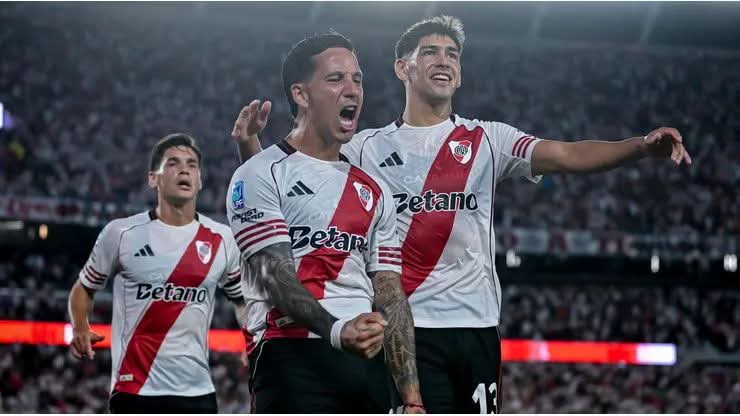 RIVER VENCI&Oacute; A SARMIENTO POR 2-0 EN EL MONUMENTAL Y LEVANTA VUELO.