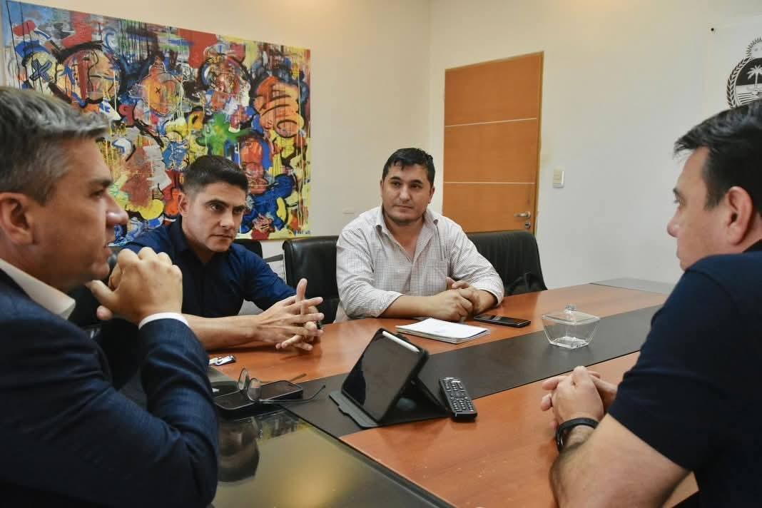 EL INTENDENTE DE MIRAFLORES RAFAEL FRIAS SE REUNI&Oacute; CON EL GOBERNADOR ZDERO. 