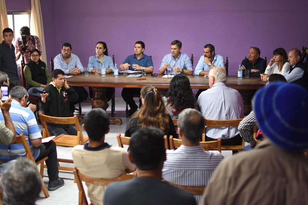 LAS GARCITAS: EL GOBERNADOR SE REUNIÓ CON PRODUCTORES DE LA ZONA.