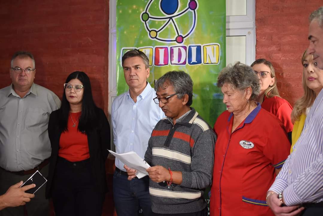 EL GOBERNADOR EN CASTELLI: ARTICULANDO Y FORTALECIENDO LAZOS CON CAIDIN.