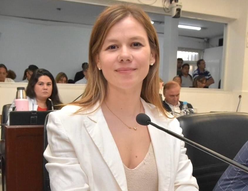 SILVINA CANTEROS REISER: 