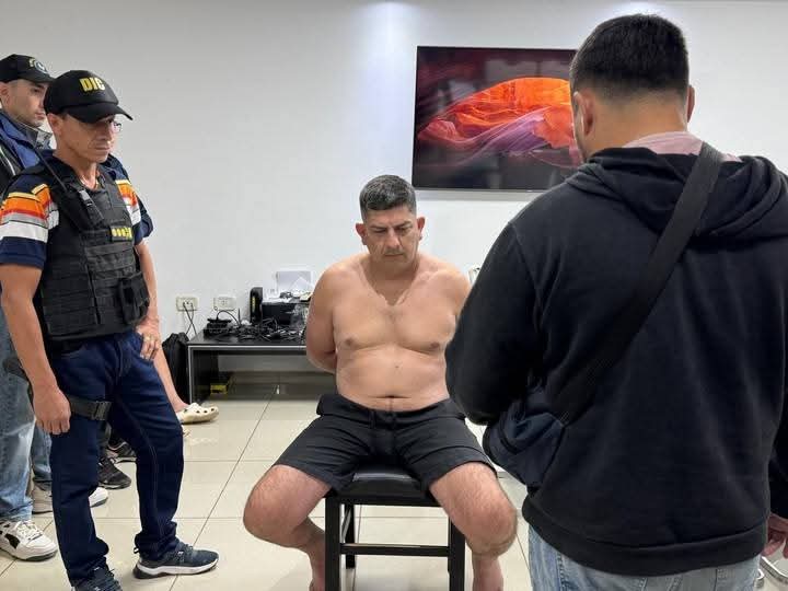 CAUSA LAVADO DE ACTIVOS: ASI FUE TRASLADADO FERNANDO AYALA TRAS SU DETENCIÓN.