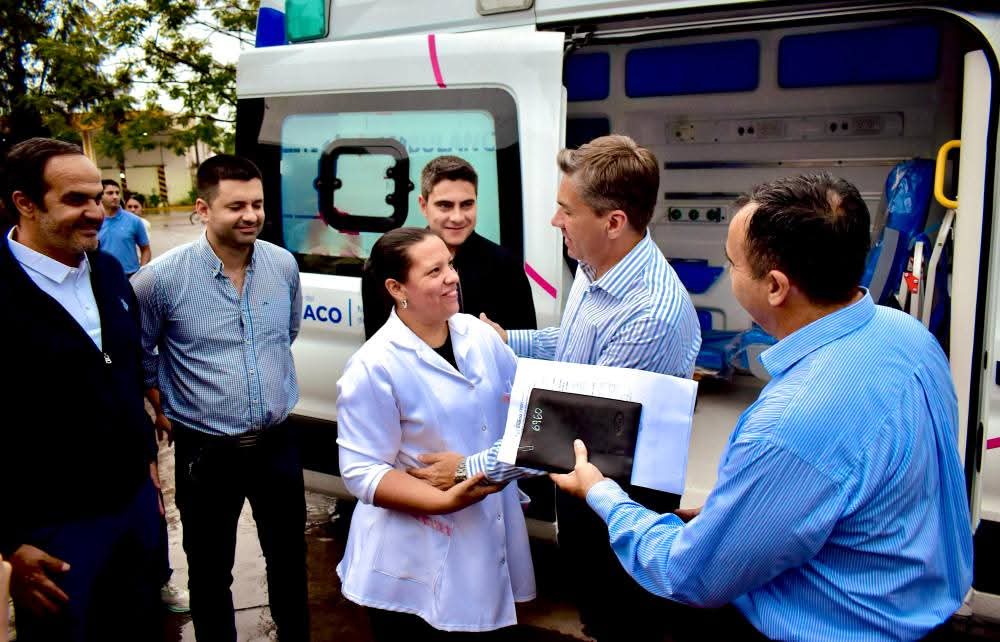 HOSPITAL 4 DE JUNIO: EL GOBERNADOR ZDERO INAUGURÓ LA REUBICACIÓN DEL ÁREA DE SALUD MENTAL Y ADEMÁS ENTREGÓ AMBULANCIAS.